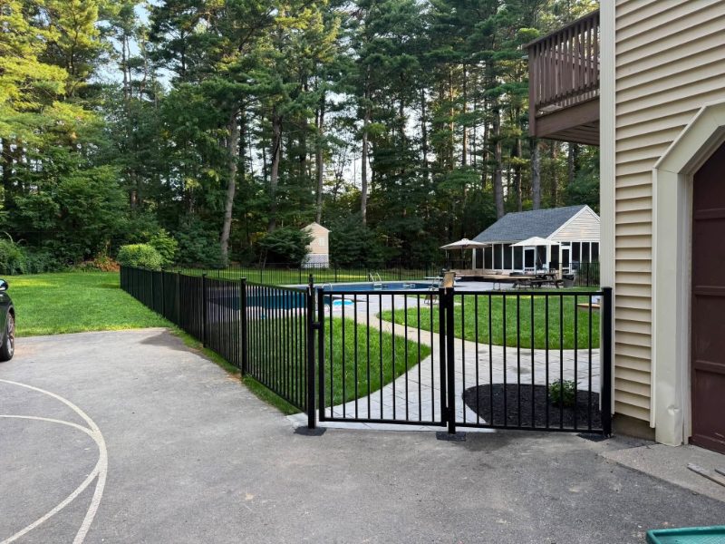 Fencing Enclosures in Derry